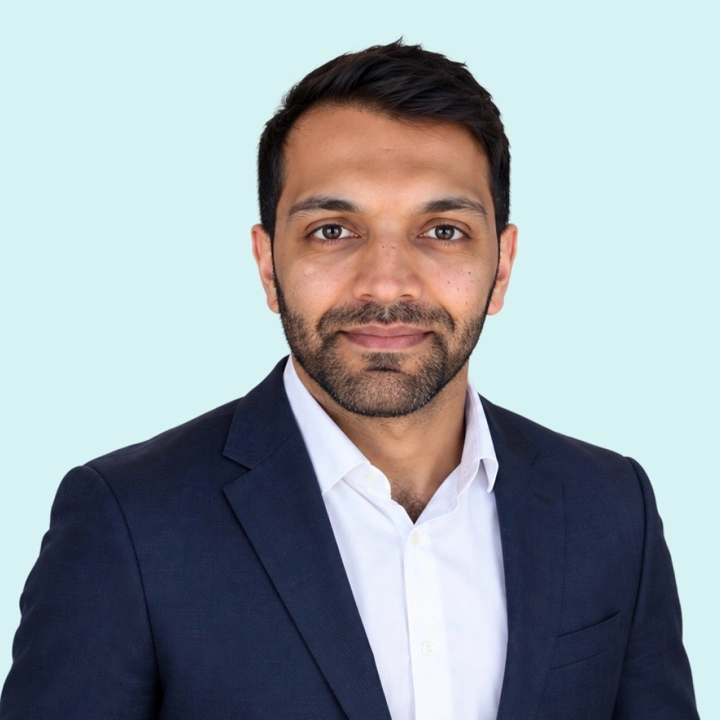 Dr Nishanth Sivarasan